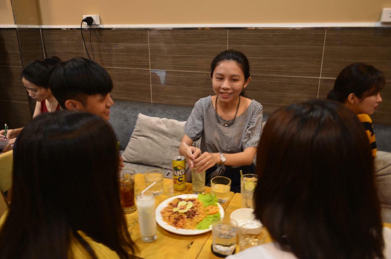 Language Exchange Hostel 2 胡志明市 外观 照片