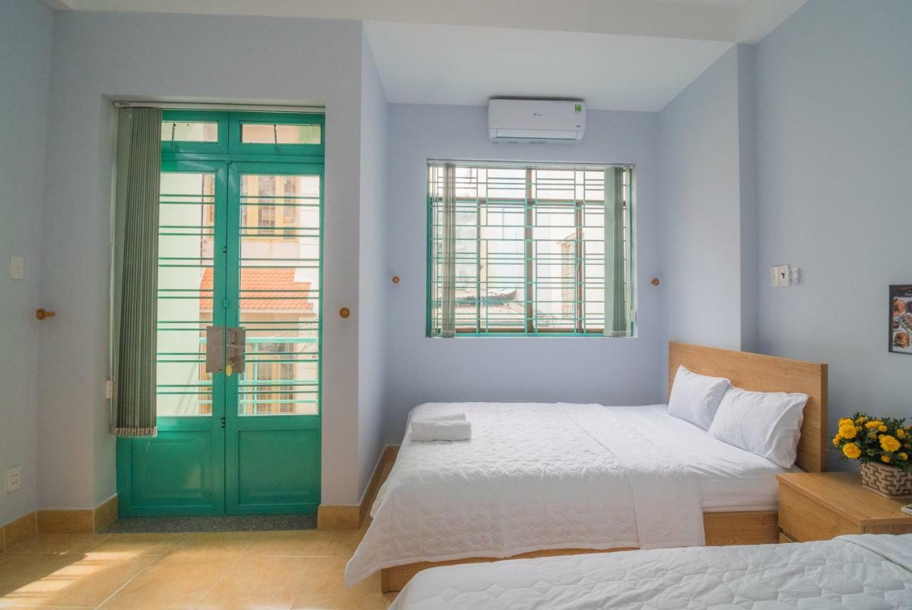 Language Exchange Hostel 2 胡志明市 外观 照片
