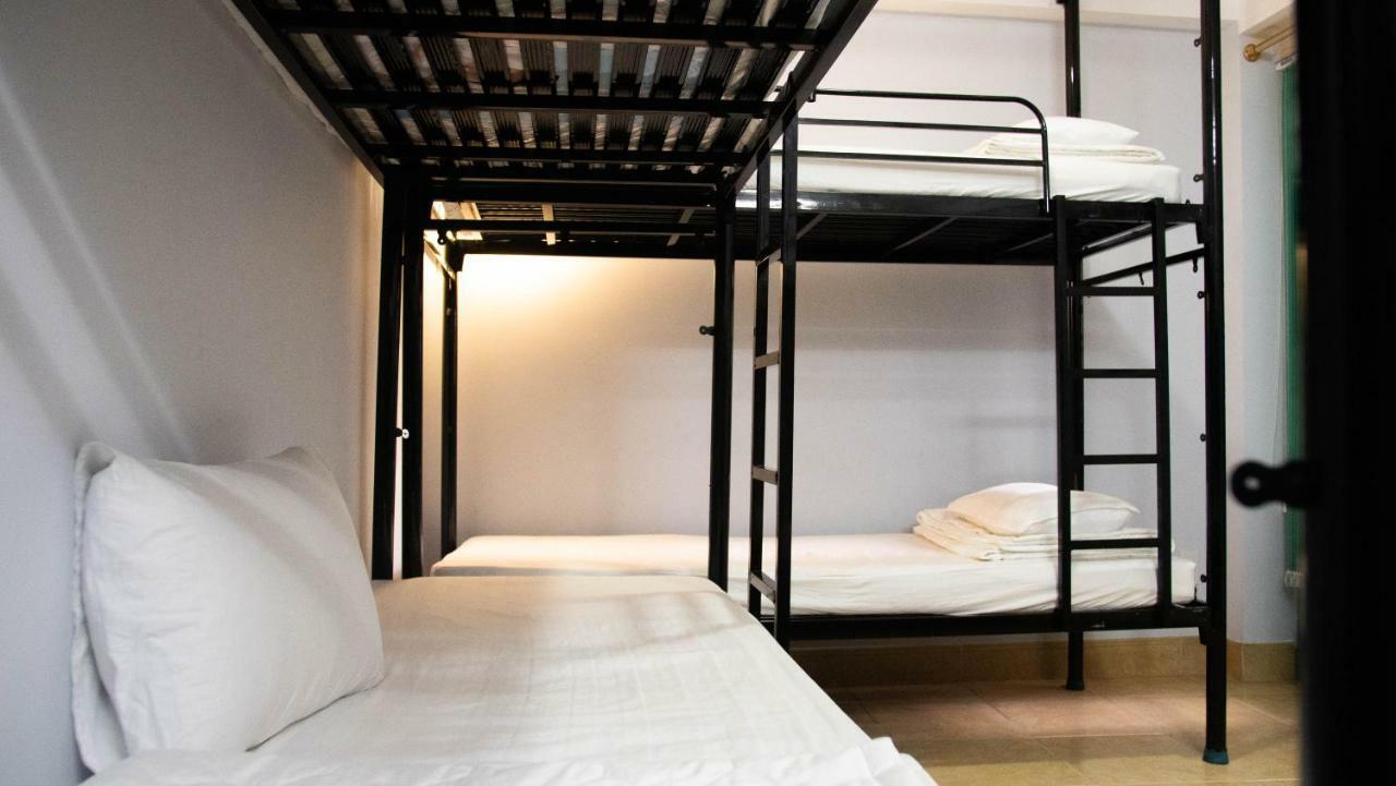 Language Exchange Hostel 2 胡志明市 外观 照片