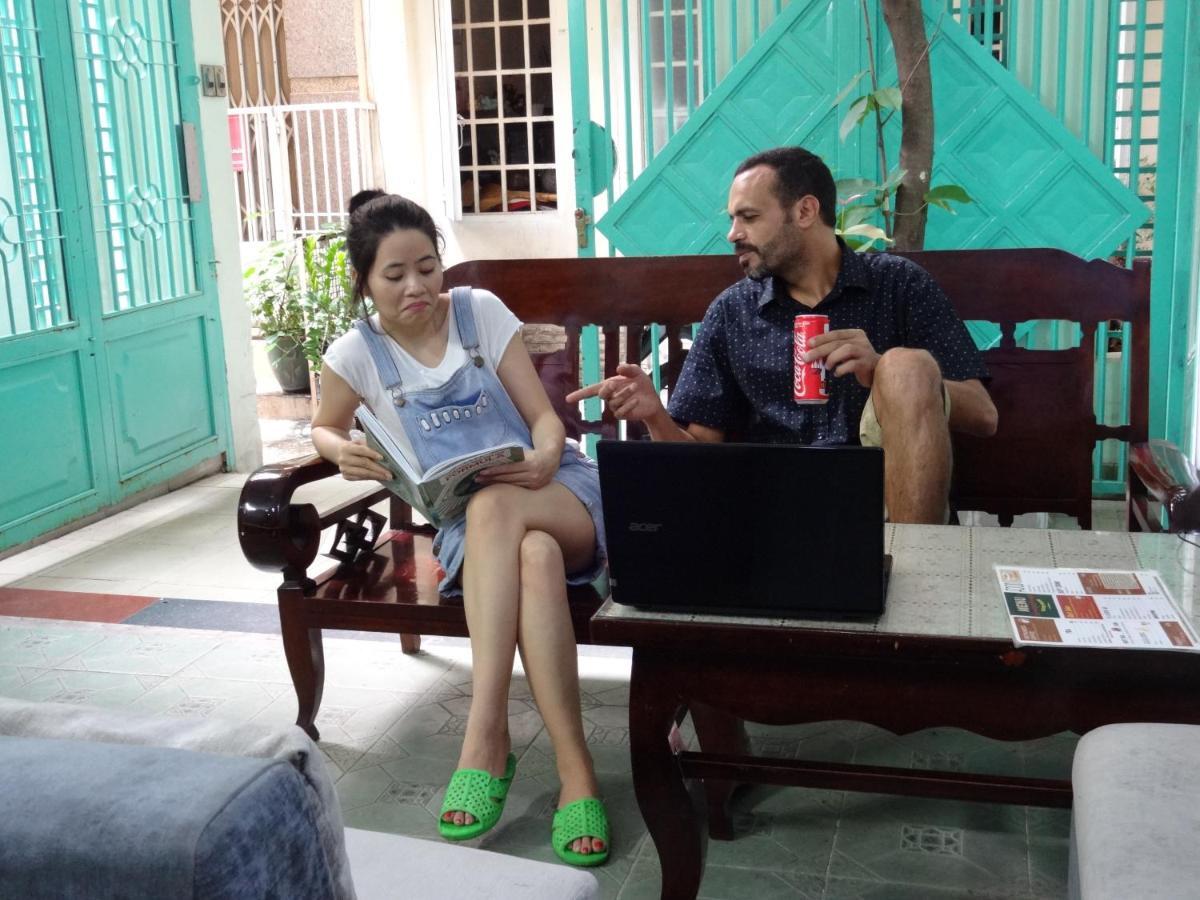 Language Exchange Hostel 2 胡志明市 外观 照片