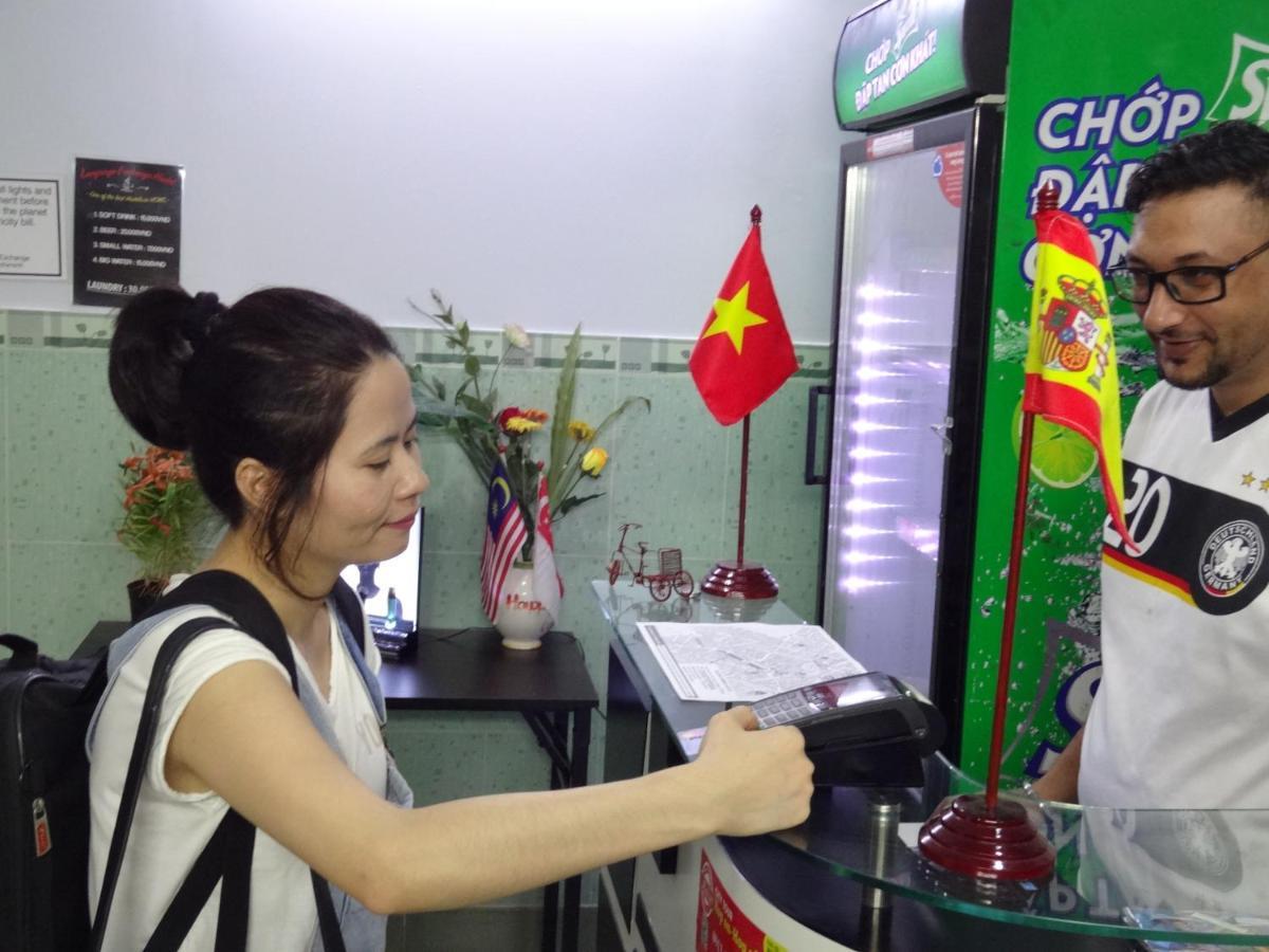 Language Exchange Hostel 2 胡志明市 外观 照片