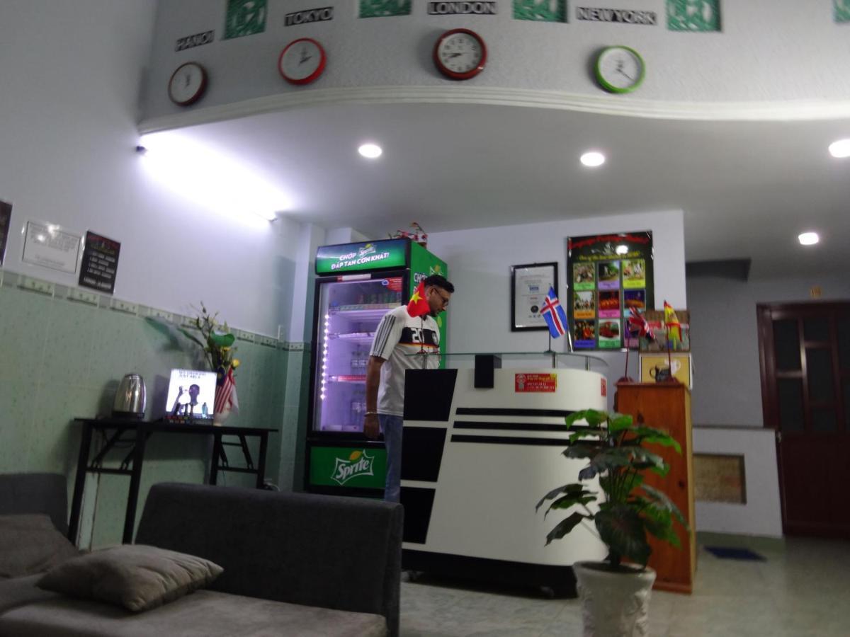 Language Exchange Hostel 2 胡志明市 外观 照片